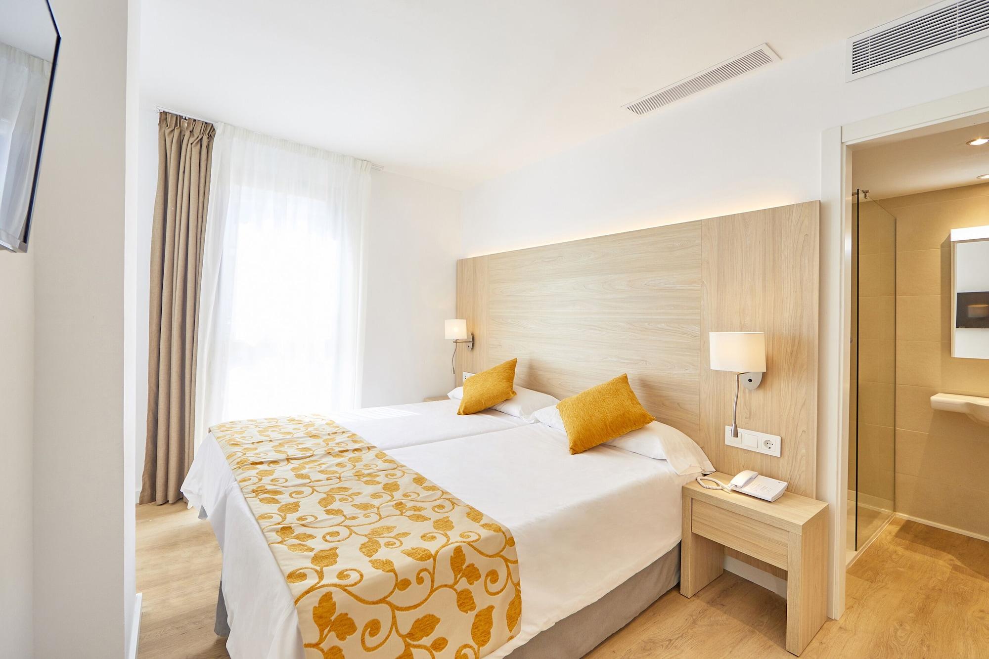 Hotel Ilusion Moreyo - Adults Only Cala Bona  Exterior photo